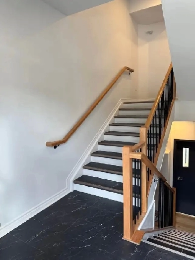 FOR RENT – NEW 1 & 2 Bedroom Apartments in Vanier / Montfort Image# 1