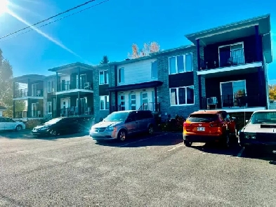 5 1/2 pour décembre au demi sous-sol, Ste-Hélène-de-Bagot Image# 1