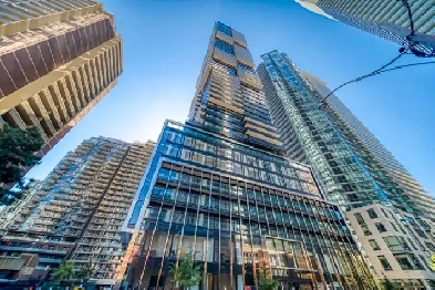 ✨【Luxury 1-Bed Condo for Sale @ Yonge & Bloor – 55C】✨ Image# 3