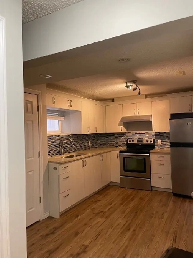 1.5 Bedroom Walk-Out Basement for Rent – Available October 1 Image# 1