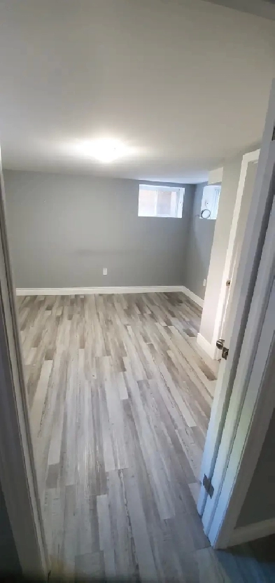 SPACIOUS ONE-BEDROOM AVAILABLE FOR NOVEMBER Image# 1