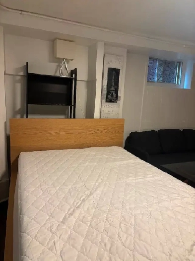 Core downtown Toronto, $1,500 per month, available October 1. Image# 1