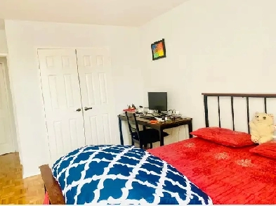 Furnished Room for Rent – Downtown Toronto (Wellesley Subway) Image# 1