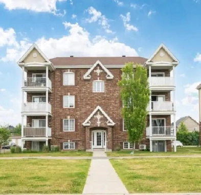 Condo 4½ à louer à Vaudreuil Image# 1