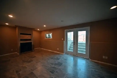 West side studio suite available October 1 Image# 5