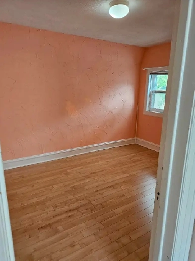 Character Loft for Rent Heart of Corydon Image# 1