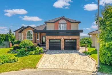 1091 Moss St - New Sudbury Oasis Image# 4