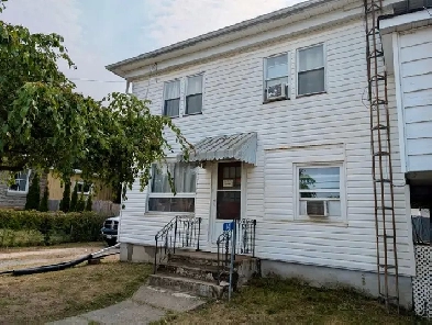 cash flow positive investment triplex Image# 3