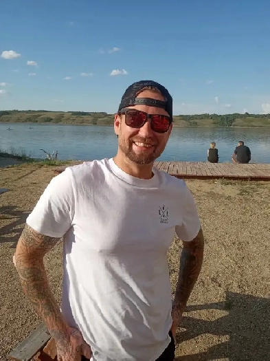 Looking for a roommate? Image# 1