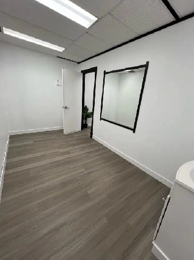 Beauty Room For Rent- Great for estheticians~ - NW Near Sait Image# 7