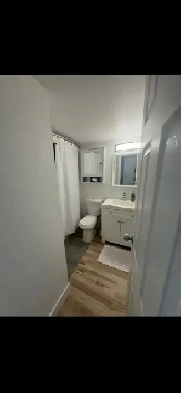 Fully Furnished 1 BDRM/ 1 BTH Downtown Condo near Sunset Beach Image# 1