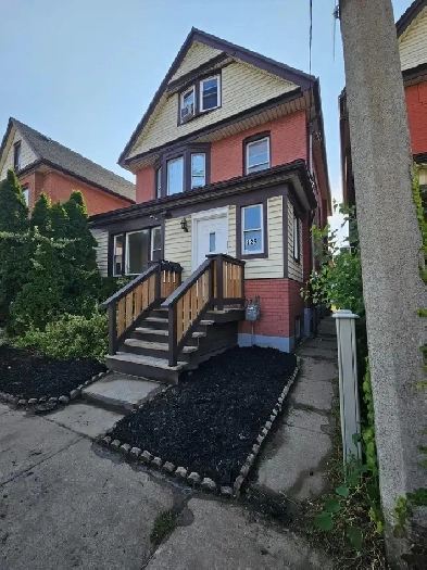 ►►HAMILTON ONE BED downtown plus cashback reward Image# 1