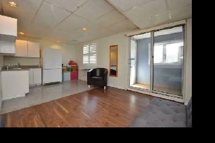 One bedroom Apt. All inclusive Seperate Entrance. Whitby Image# 1