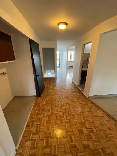 5 1/2  2 toilets (libre pour location aujourd’hui) Image# 1