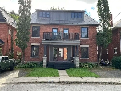 Glebe One bedroom third story Image# 1