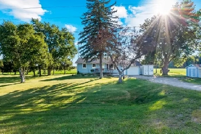 Charming Country Bungalow Image# 7