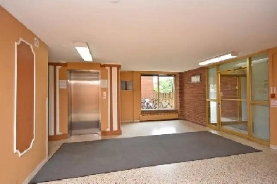 LARGE BASEMENT FOR RENT - FEMALE STUDENT / WORKING STUDENT Image# 1