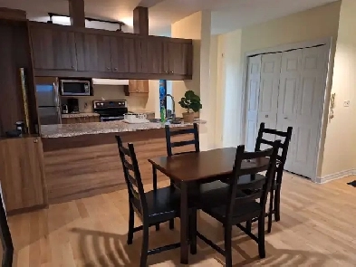 Roommate ( Girls Only) Image# 1