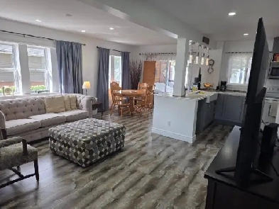 Stunning, Income-Generating Dream Home in Timmins Image# 1