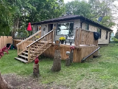 Waterfront - 3 bed house for rent in Muskoka -  $3000 plus util Image# 1
