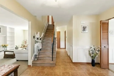 176 Montmorency Dr - FOR SALE Image# 1