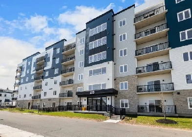 Domaine Sainte Anne - First Month Rent Free   Free Wifi!  Shedia Image# 1