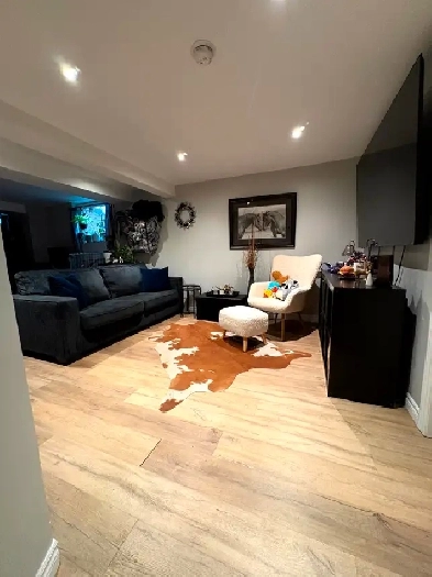 2 bed basement apartment - October 1 Image# 4