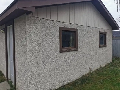 Single Door Double Garage for Rent – $300/month Available Oct 1 Image# 2
