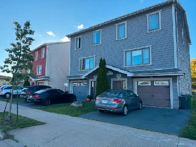 4 BDRM Duplex with garage in Halifax -Larry Uteck Great Location Image# 1