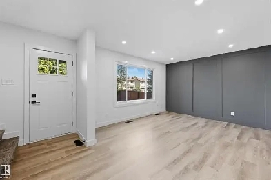 FULLY RENOVATED Westend 4 bed townhouse - 118 PRIMROSE GARDENS Image# 9