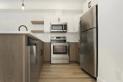 Luxury 2 Bedroom Apartment With Fitness Centre! Image# 1