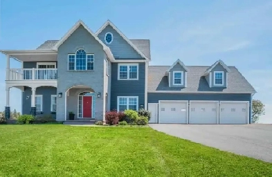 STUNNING 3 Bed/5 Bath Home  3  Car Garage, Pool &  Waterview Image# 1