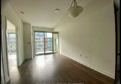 LEASE: 1 BR 1 WR, Heat, Watet, Parking, Locker Included Image# 2