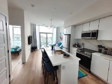 Friday Harbour Condo 1 Bed 1 Bath 1 Parking Locker For Rent Image# 1