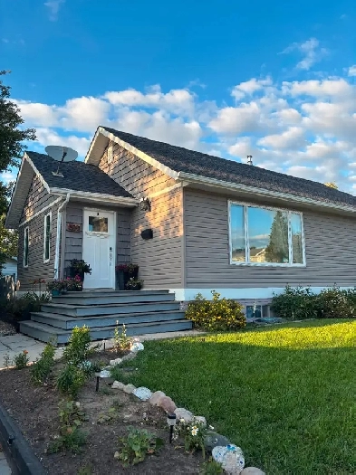 House for sale! Eager to sell Image# 11