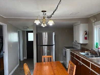 A 2-bedroom cottage in Hastings available for winter rental Image# 1