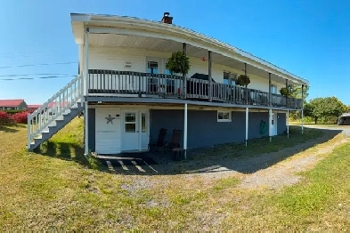 Maison unifamiliale bigénérationnelle à vendre. Image# 1