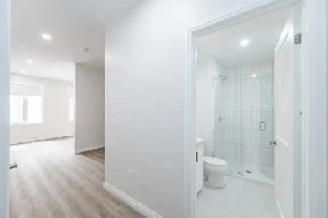Open Concept Studio Suite Available - 413 Sq. Ft. Image# 11