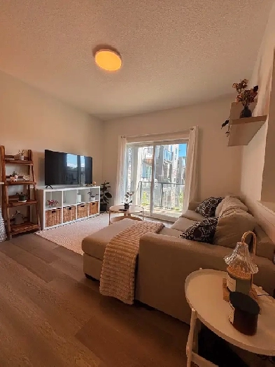 New 2 B/R townhome for rent in Springbank Hill SW Image# 6