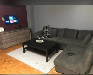 House for Rent in Brampton, $2650/Month, 3 Bedroom,3 CarParking Image# 1