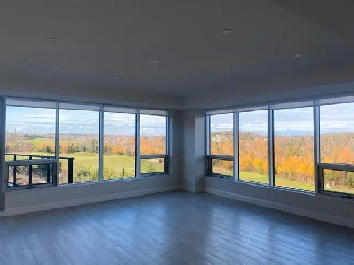 Golfers paridise 2 Bedroom plus Den in Brunello Image# 1