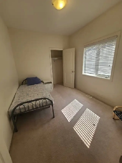 $500 - Room for Rent - Brampton - L7A5A7 Image# 3