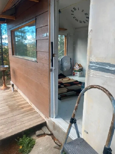 Small Off grid cabin Image# 1