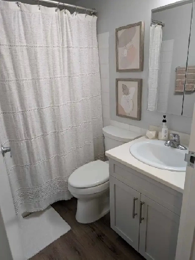RIVER EAST - 1 BEDROOM FOR OCT 1 Image# 2