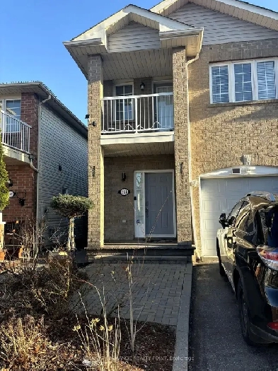 Room for Rent in West Pickering - Furnished Image# 3