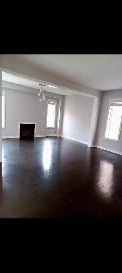 $3,100 - 3 Bedroom House for Rent. (L6Y 0Z7) Image# 1