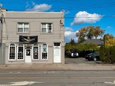 1 bedroom unit on Queenston, easy access to highway and transit Image# 3