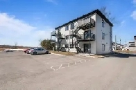 Condo à louer 2 chambres à sainte Anne des plaines Image# 5