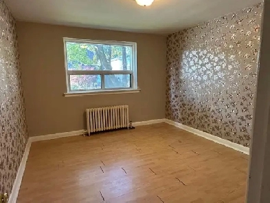 1 bedroom apartment, Keele/Eglinton, $1,850,  available now Image# 1