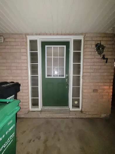 4 bedroom 3.5 bath townhome for rent Image# 1